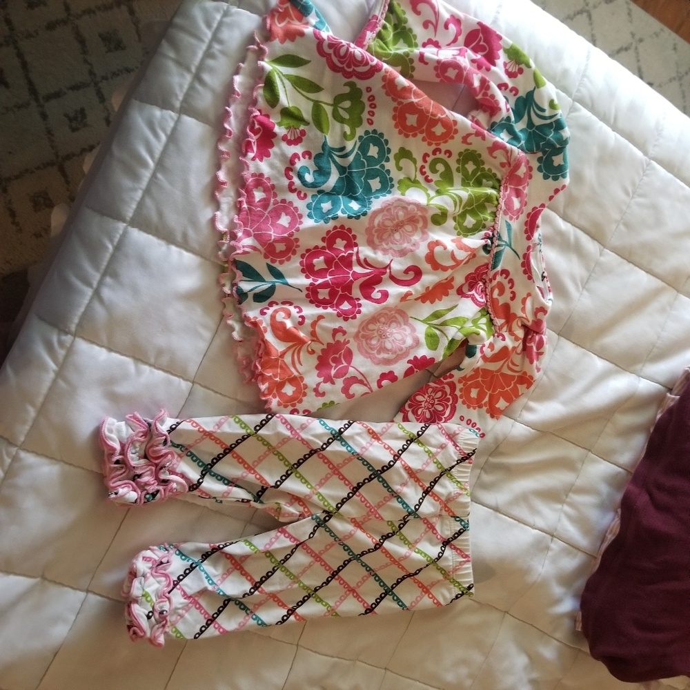 Vera Bradley baby girl matching set